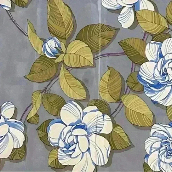 GUCCI Silk Floral Panshie Square Scarf Multicolor | 90 cm - Picture 6 of 10